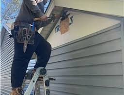 Affordable Siding Repair and Maintenance Services in Lake Winnebago, MO